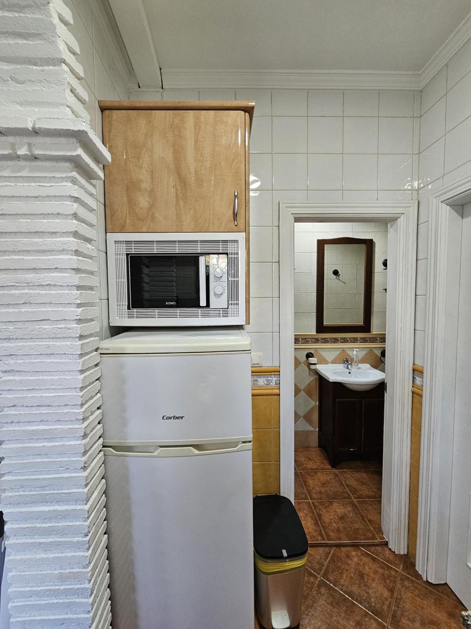 Pedregalejo Beach House Apartment Malaga Exterior photo