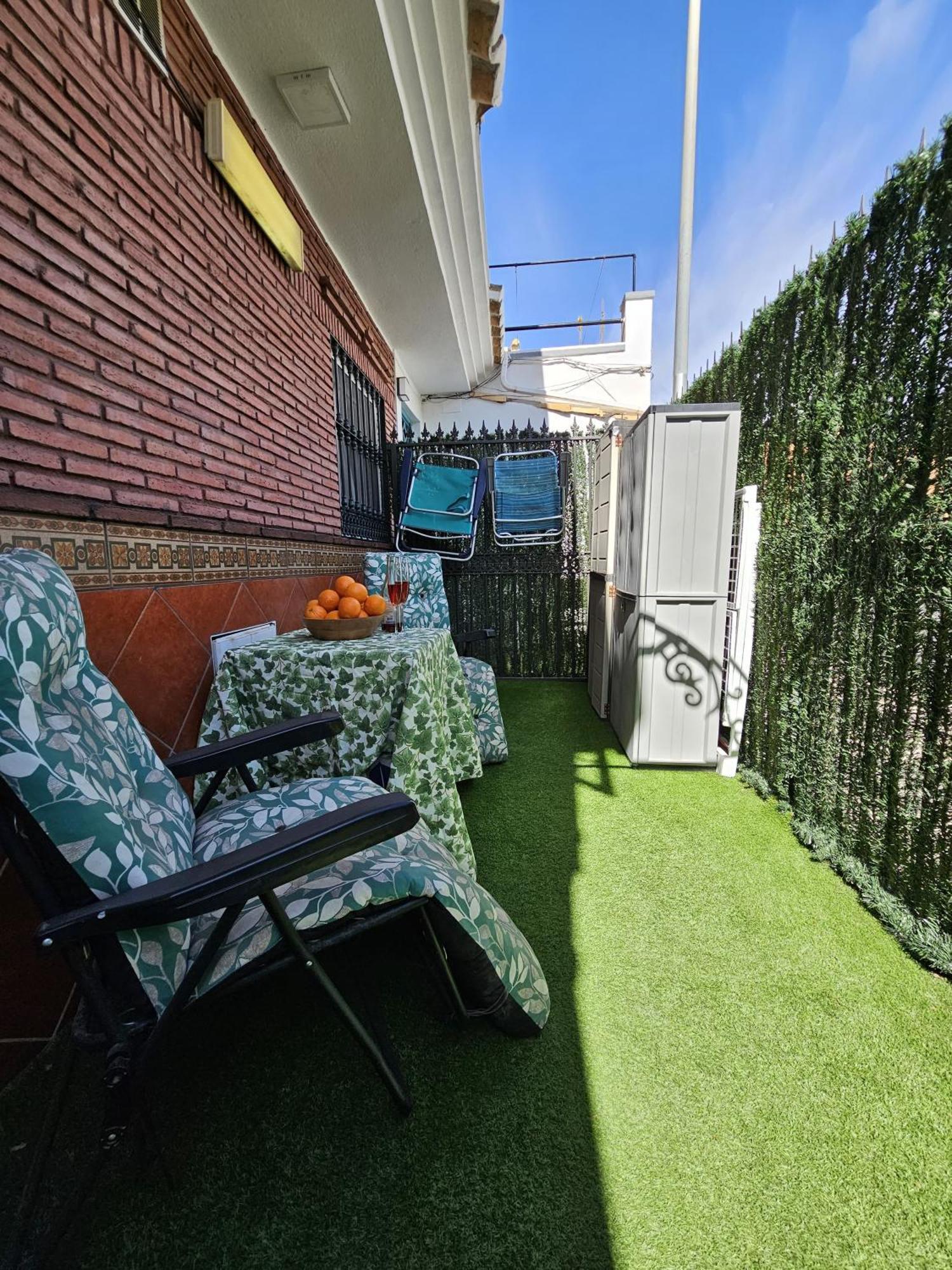 Pedregalejo Beach House Apartment Malaga Exterior photo